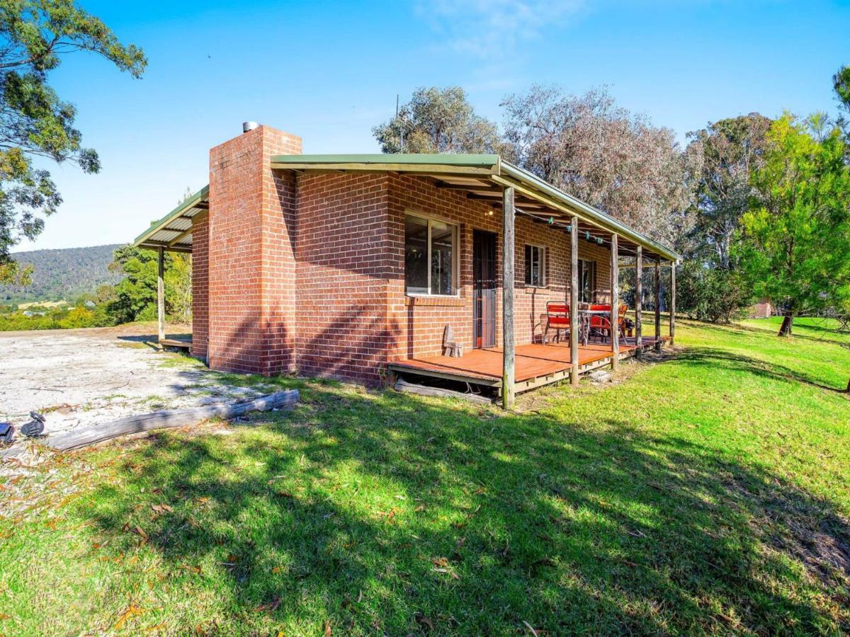 Braeside Cabin Two Alphitonia Central Tilba Exterior foto